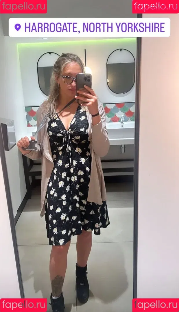 Caitlin Beevers Onlyfans Photo Gallery 