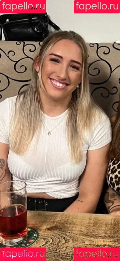 Caitlin Beevers Onlyfans Photo Gallery 