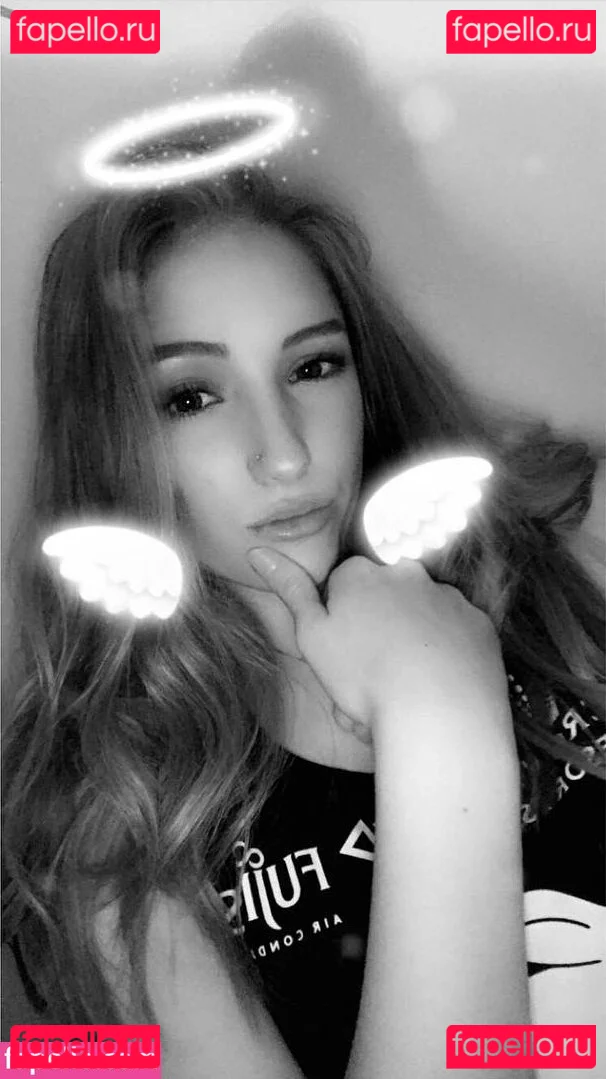 Caitlin Beevers Onlyfans Photo Gallery 