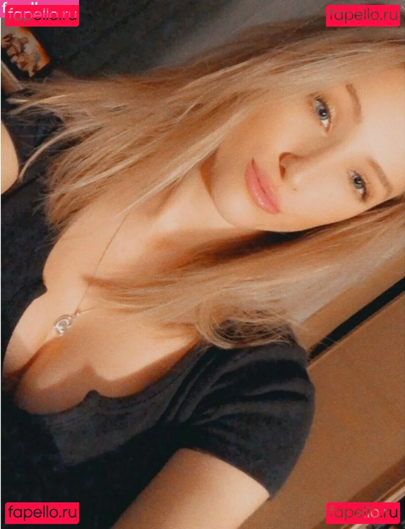 Caitlin Beevers Onlyfans Photo Gallery 