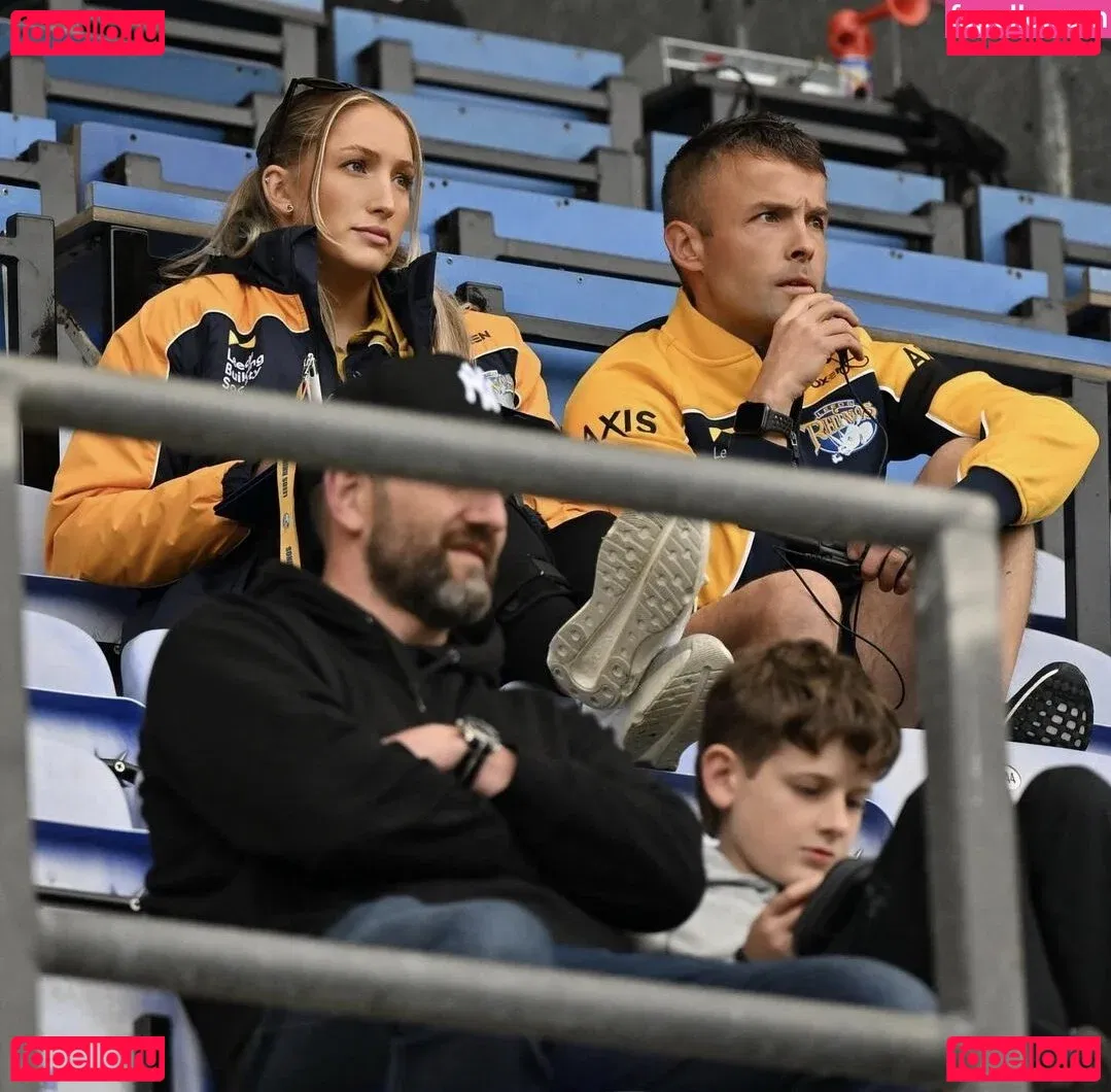 Caitlin Beevers Onlyfans Photo Gallery 