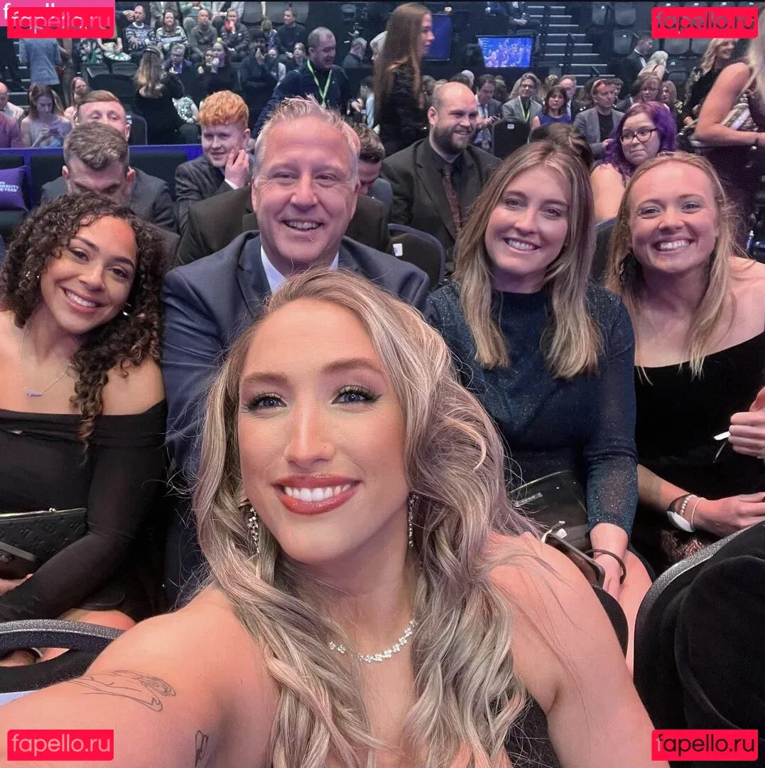 Caitlin Beevers Onlyfans Photo Gallery 