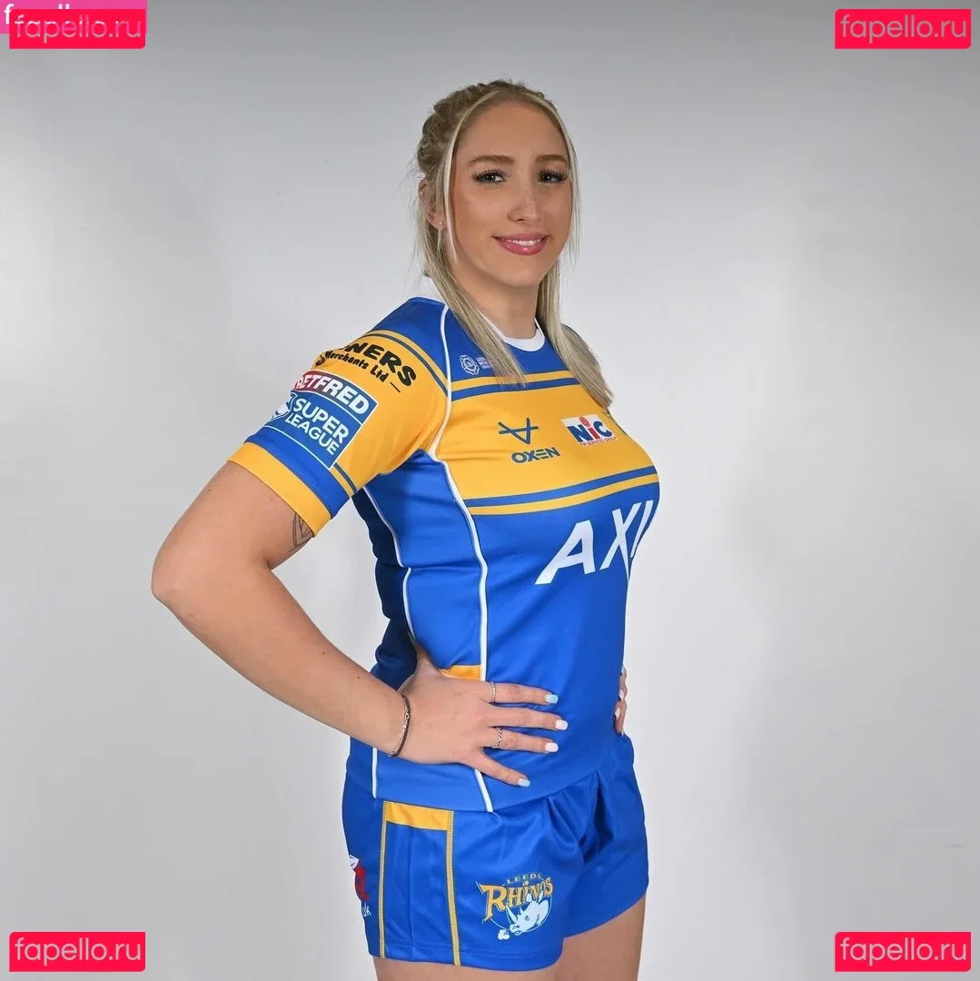 Caitlin Beevers Onlyfans Photo Gallery 