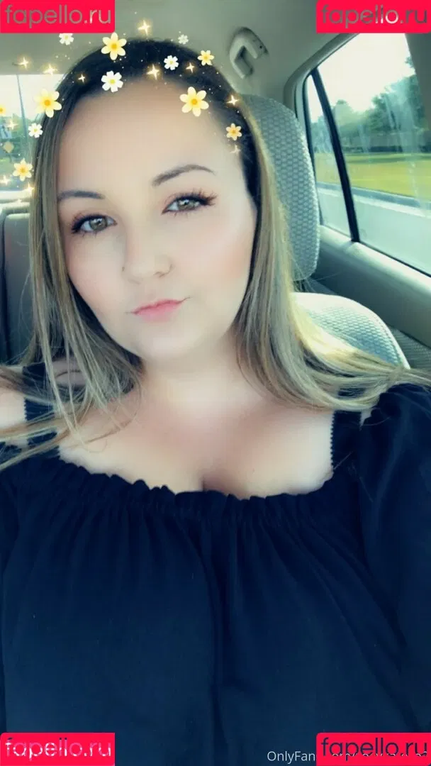 zoeykatexo2 Onlyfans Photo Gallery 