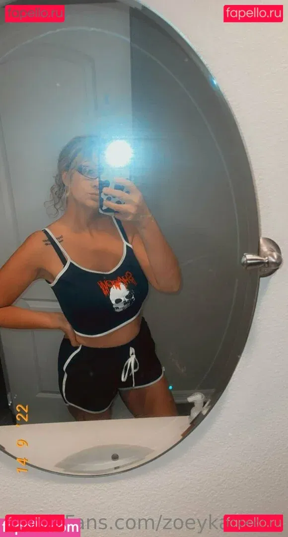 zoeykatexo2 Onlyfans Photo Gallery 