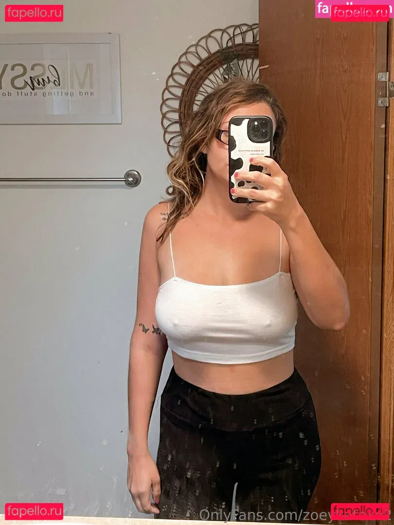 zoeykatexo2 Onlyfans Photo Gallery 