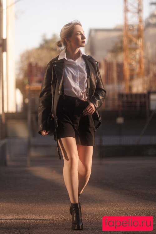 Anna Bader Onlyfans Photo Gallery 