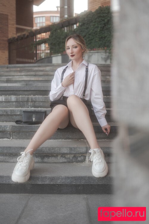 Anna Bader Onlyfans Photo Gallery 