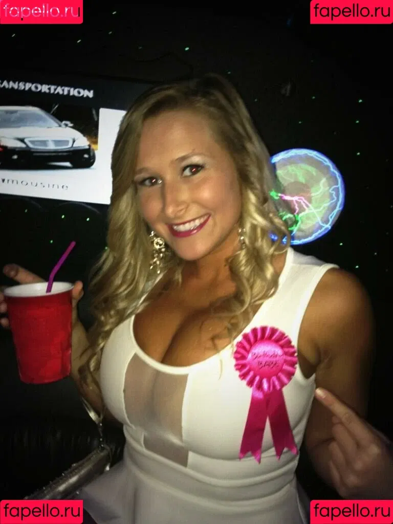 Kodee Marie M Onlyfans Photo Gallery 