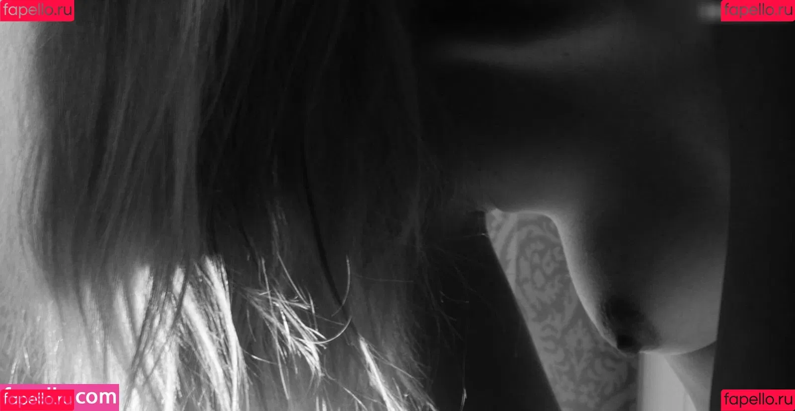 Emi Im Wunderland Onlyfans Photo Gallery 