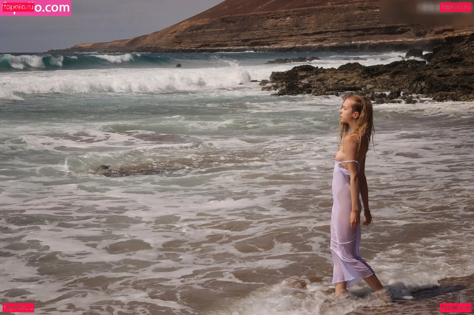 Emi Im Wunderland Onlyfans Photo Gallery 