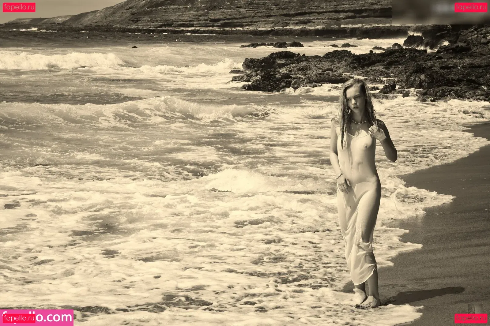 Emi Im Wunderland Onlyfans Photo Gallery 