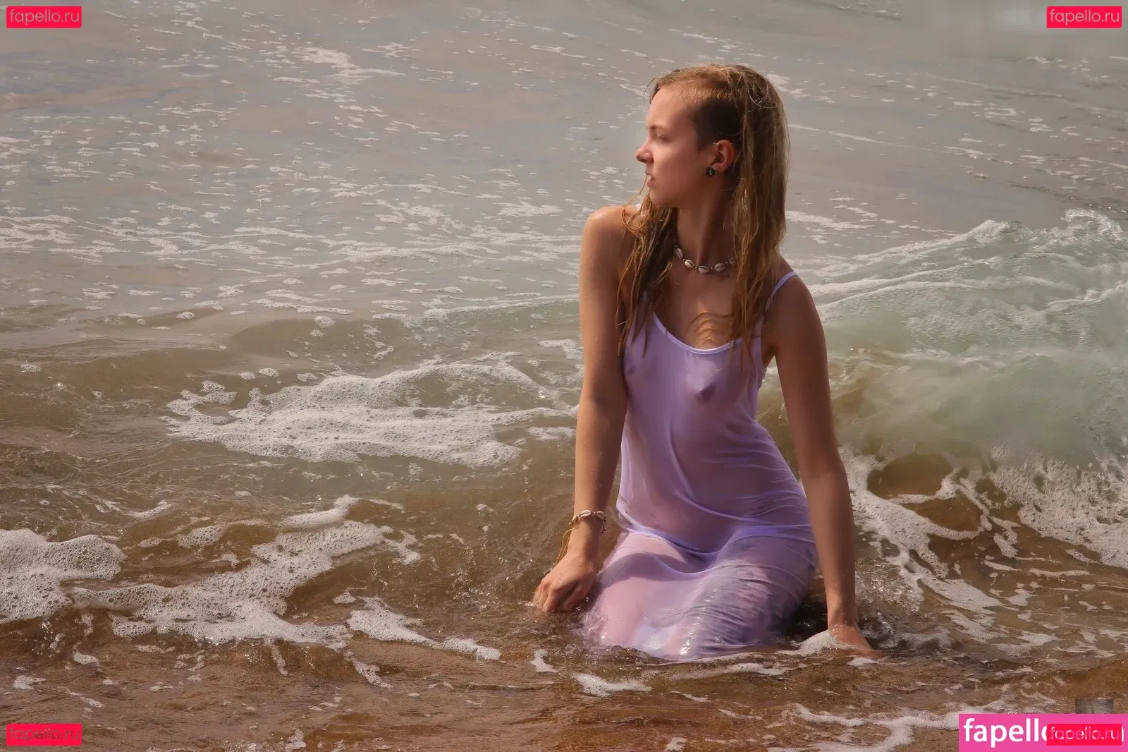 Emi Im Wunderland Onlyfans Photo Gallery 