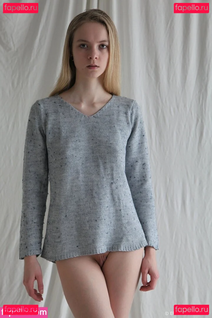 Emi Im Wunderland Onlyfans Photo Gallery 