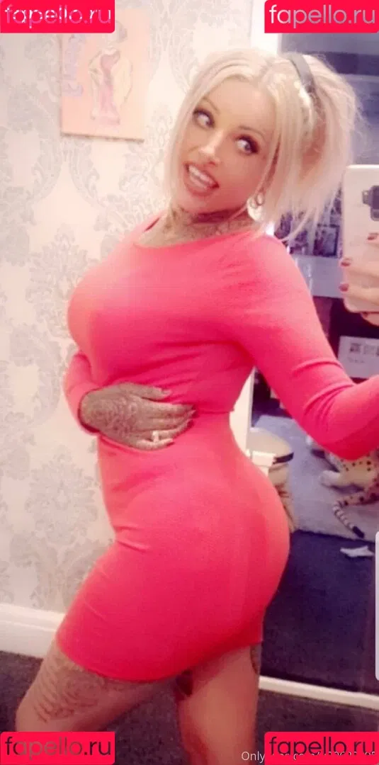 nevaeheaven Onlyfans Photo Gallery 