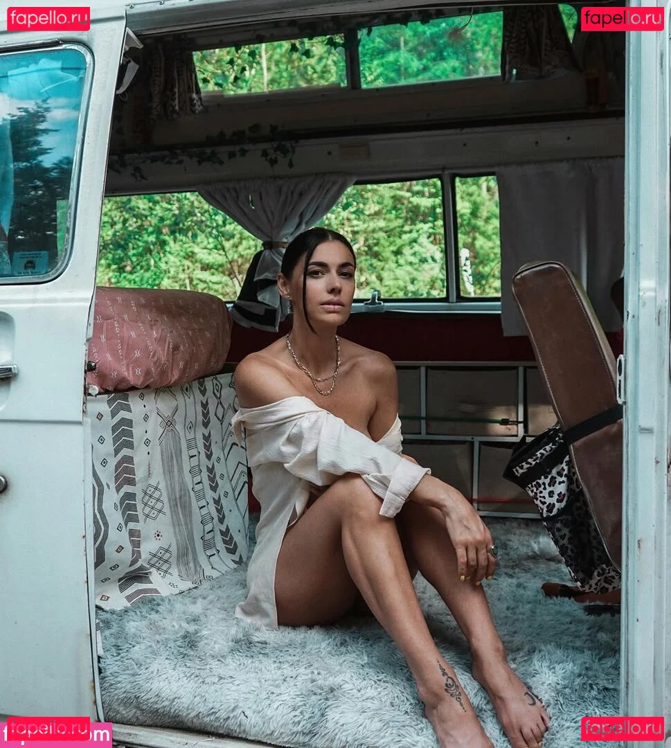 Venus Valencia Onlyfans Photo Gallery 