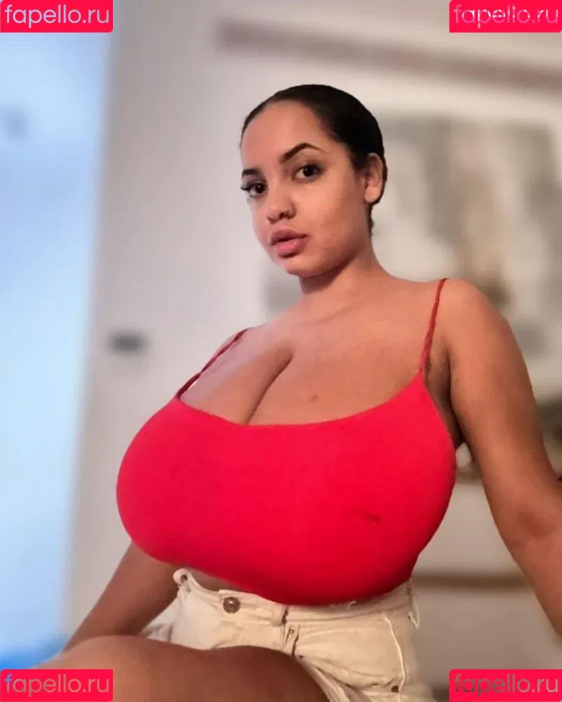 Layla Onlyfans Photo Gallery 