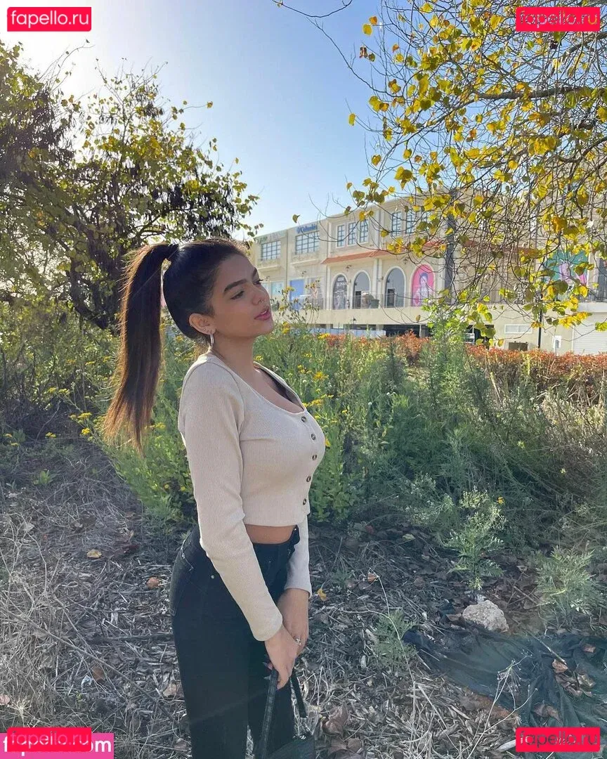 Lian Harush Onlyfans Photo Gallery 