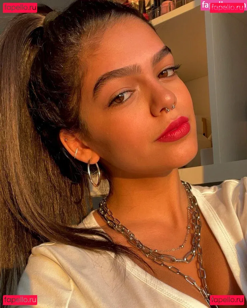 Lian Harush Onlyfans Photo Gallery 