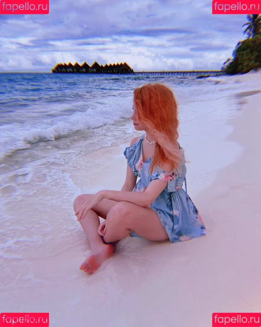 vleafnin Onlyfans Photo Gallery 