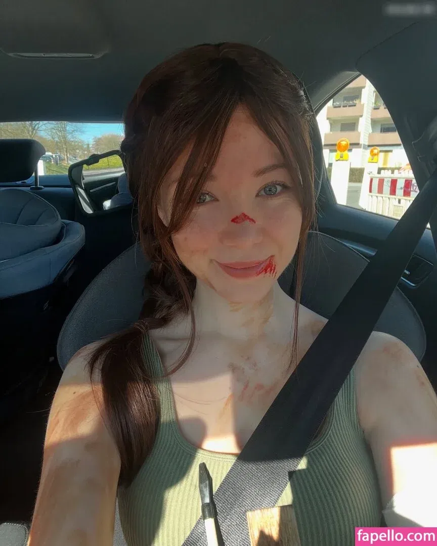 vleafnin Onlyfans Photo Gallery 