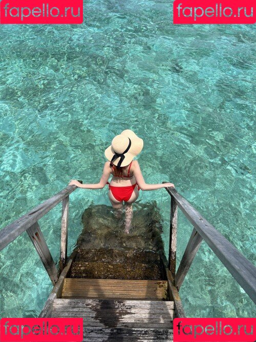 vleafnin Onlyfans Photo Gallery 