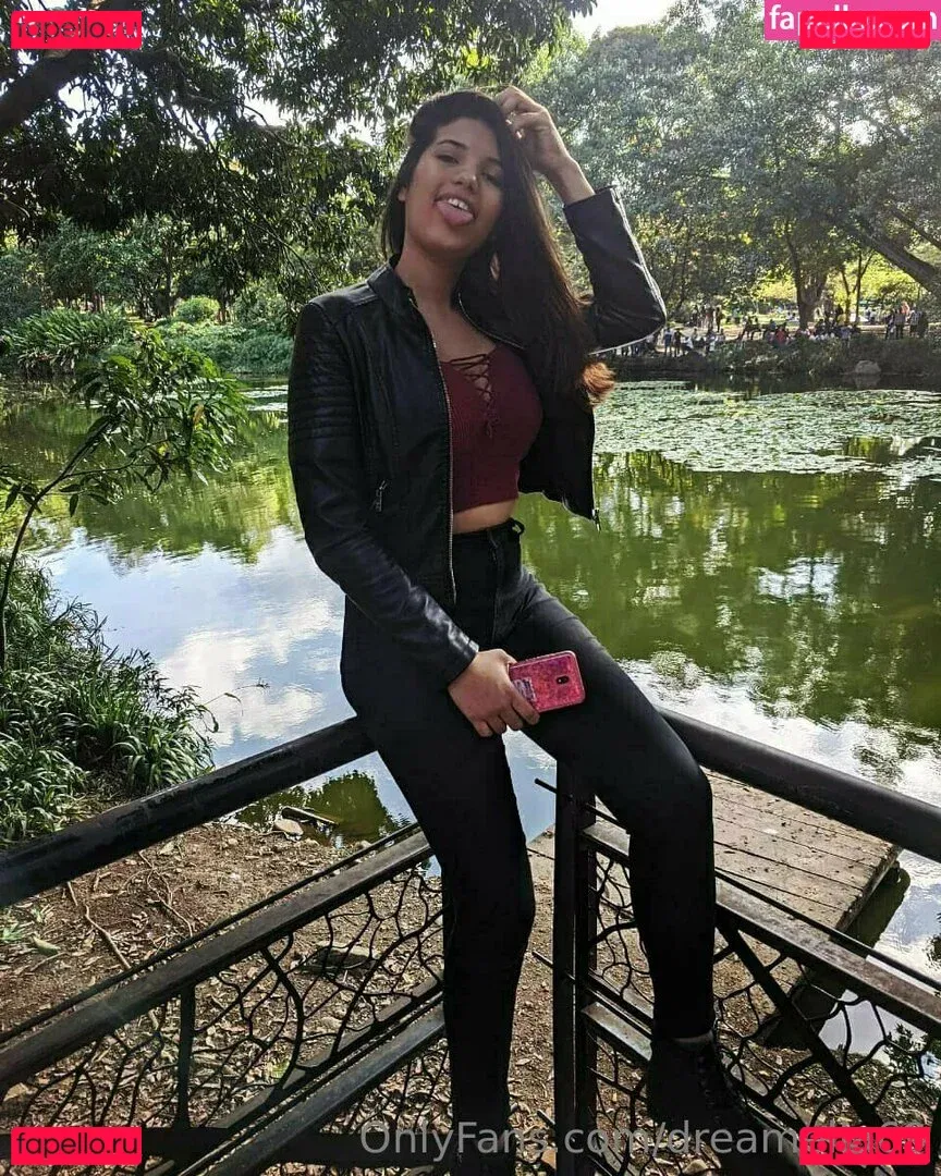 dreamella69 Onlyfans Photo Gallery 