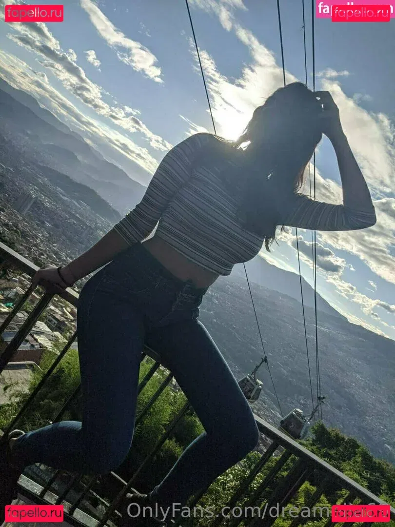 dreamella69 Onlyfans Photo Gallery 