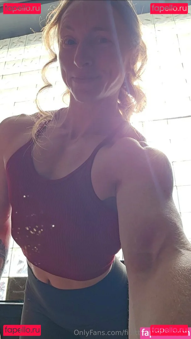 fitlittleredheadfree Onlyfans Photo Gallery 
