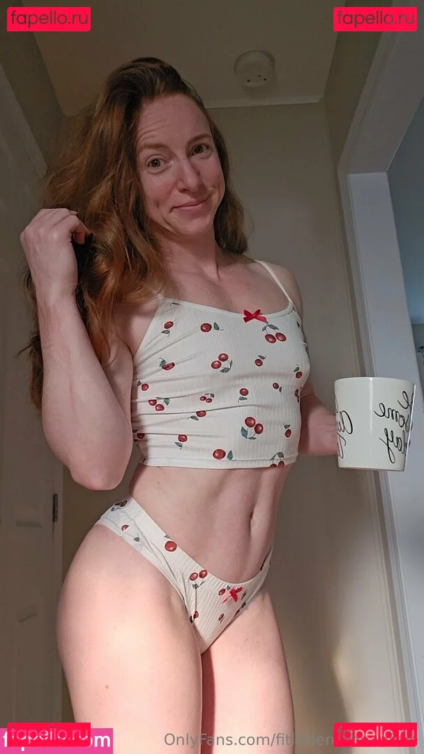 fitlittleredheadfree Onlyfans Photo Gallery 