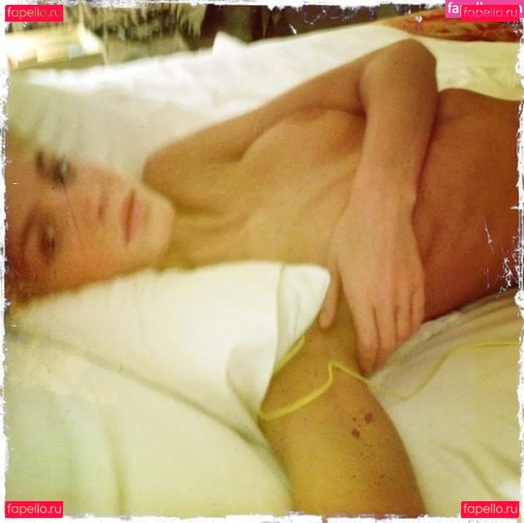 Erin Heatherton Onlyfans Photo Gallery 