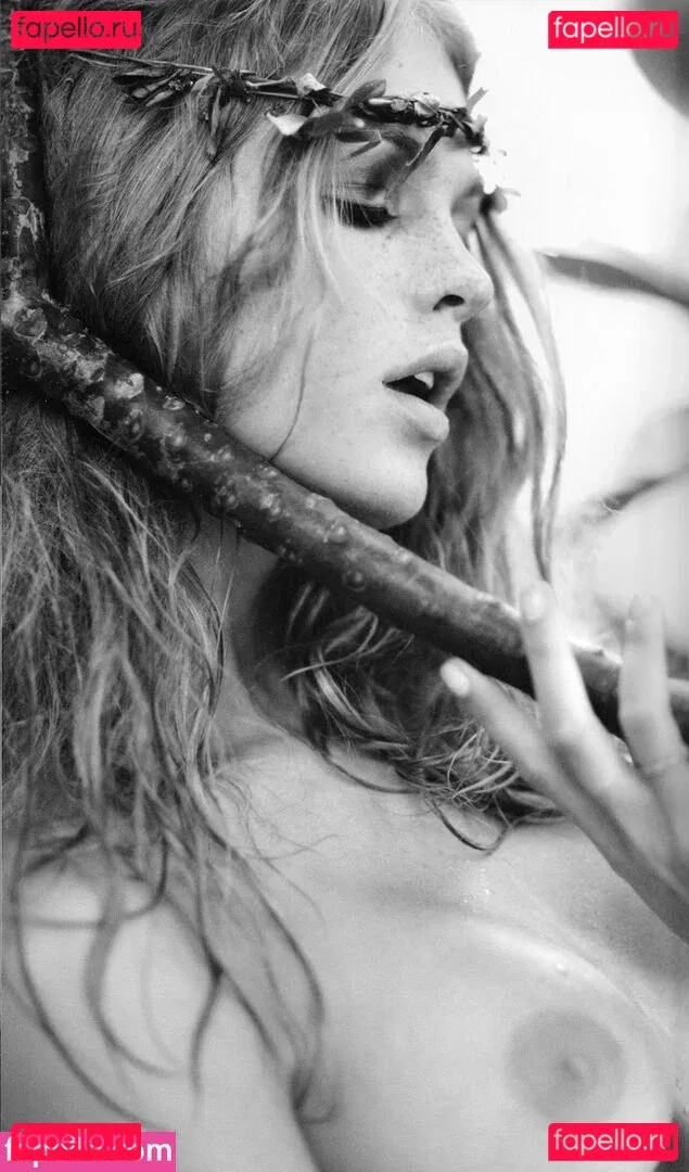 Erin Heatherton Onlyfans Photo Gallery 