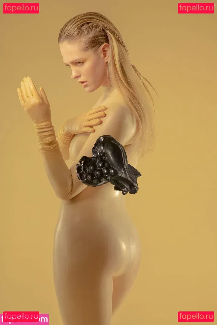 Erin Heatherton Onlyfans Photo Gallery 