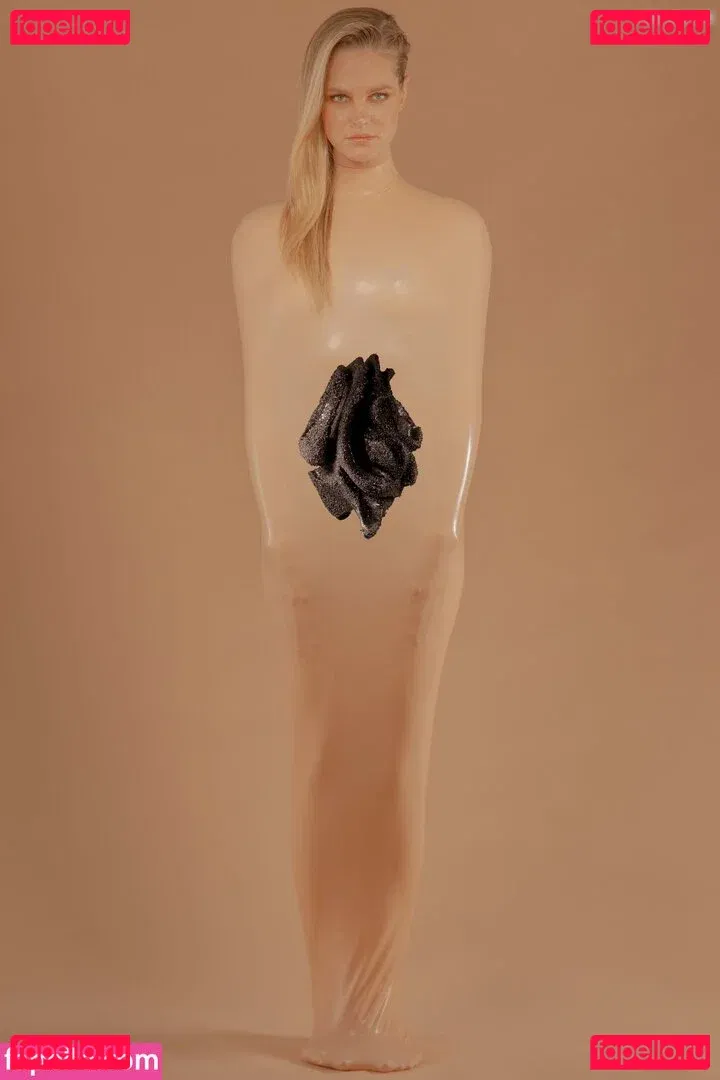 Erin Heatherton Onlyfans Photo Gallery 