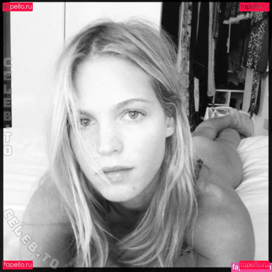 Erin Heatherton Onlyfans Photo Gallery 