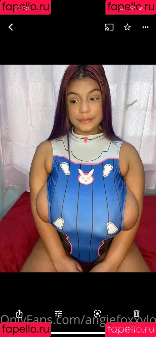 Angie Bravo Onlyfans Photo Gallery 