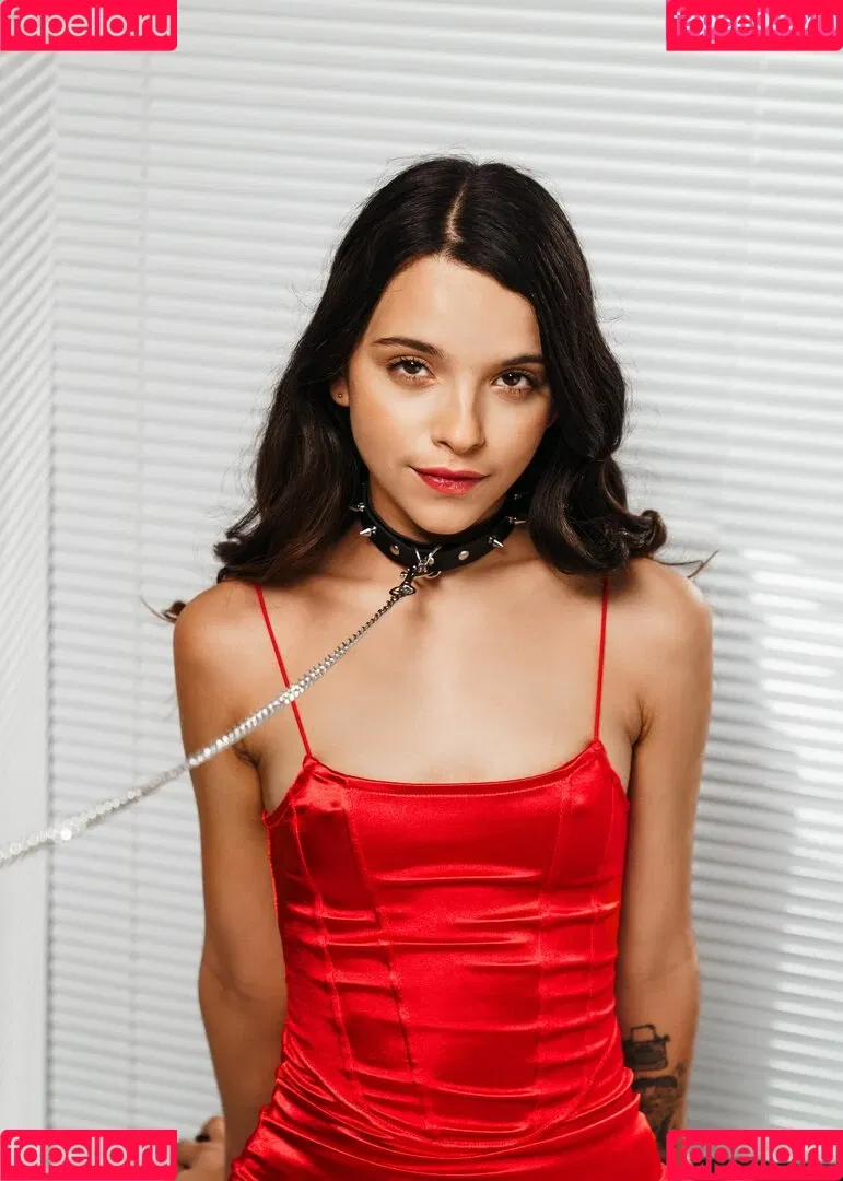 Ohana Petite Onlyfans Photo Gallery 