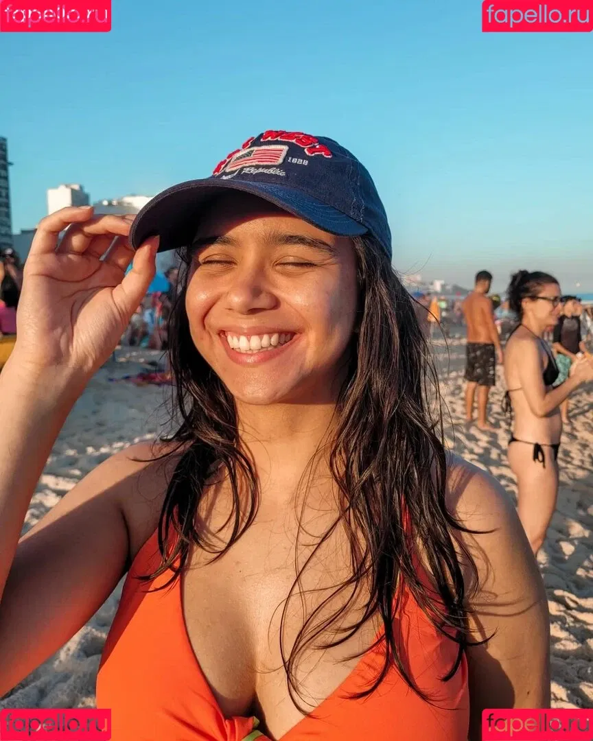 Bella Barp Onlyfans Photo Gallery 