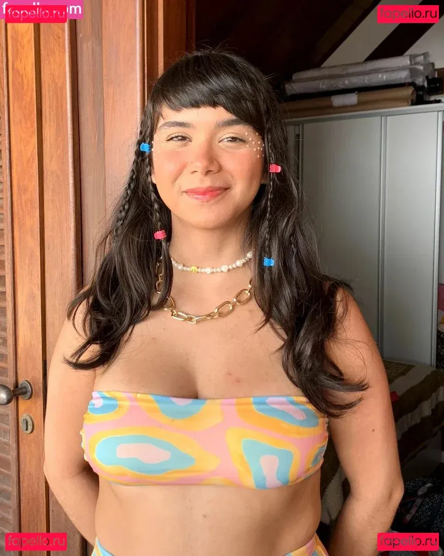 Bella Barp Onlyfans Photo Gallery 