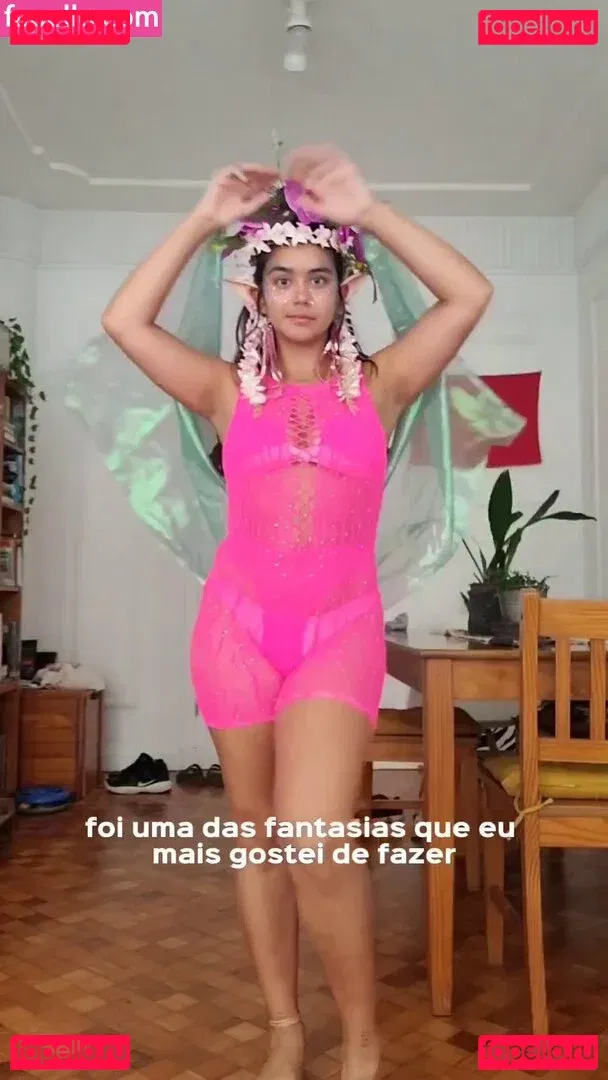 Bella Barp Onlyfans Photo Gallery 