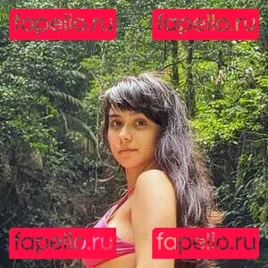 Bella Barp Onlyfans Photo Gallery 