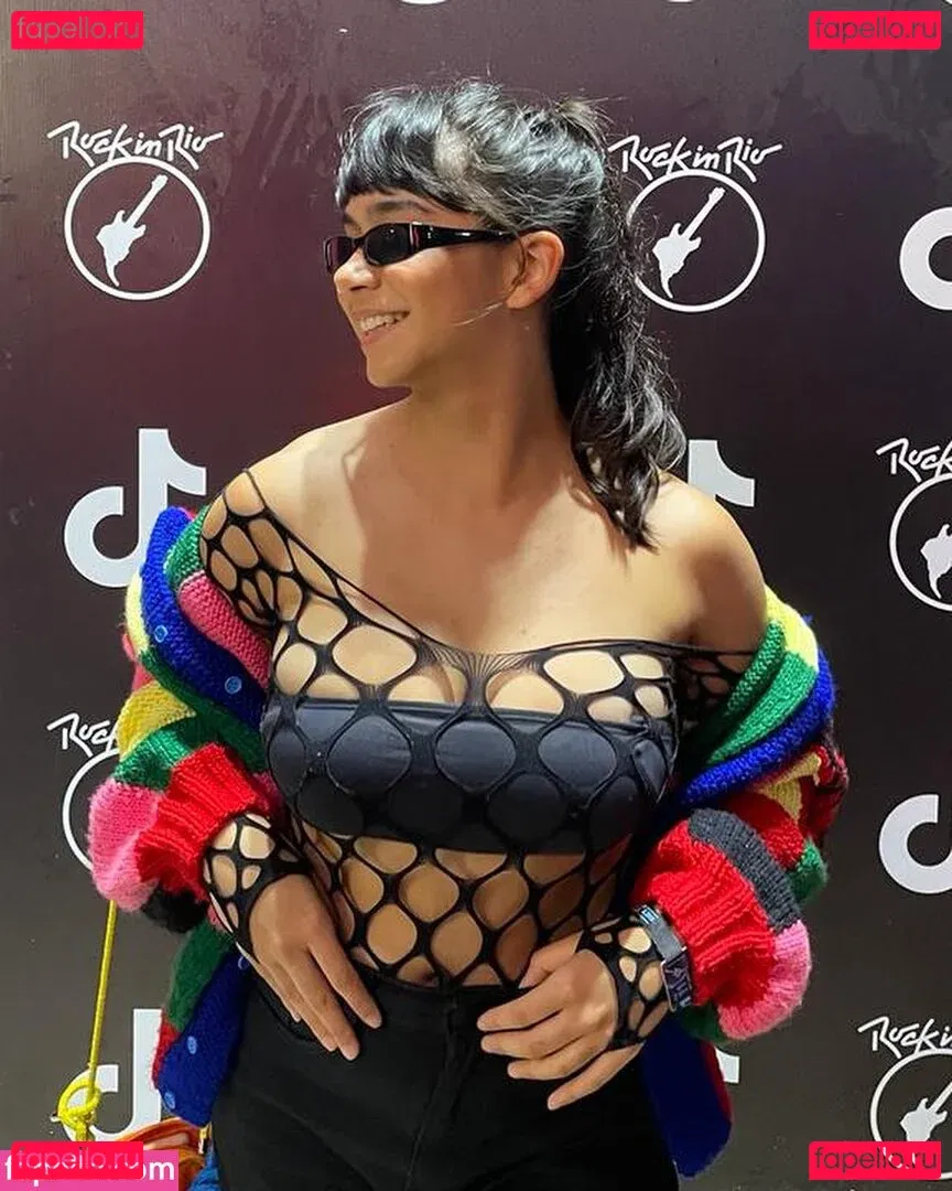 Bella Barp Onlyfans Photo Gallery 