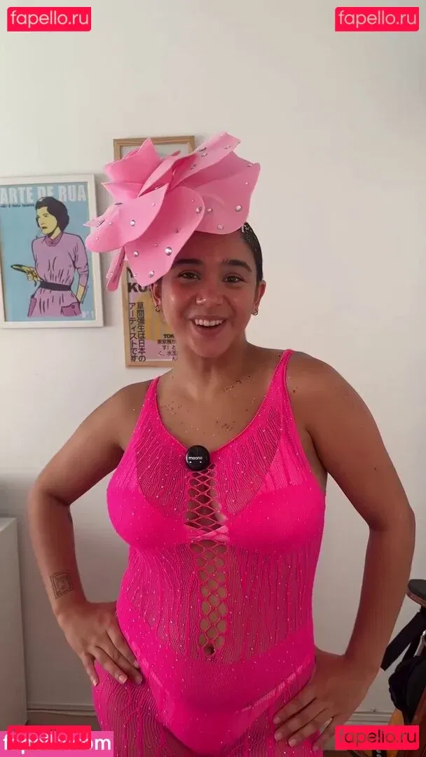 Bella Barp Onlyfans Photo Gallery 