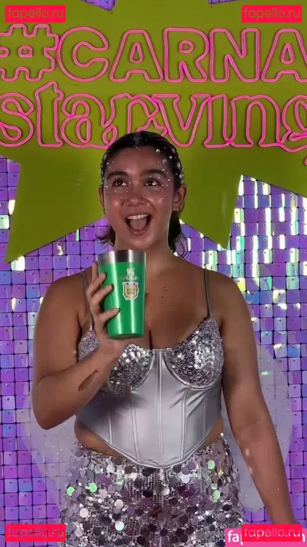 Bella Barp Onlyfans Photo Gallery 