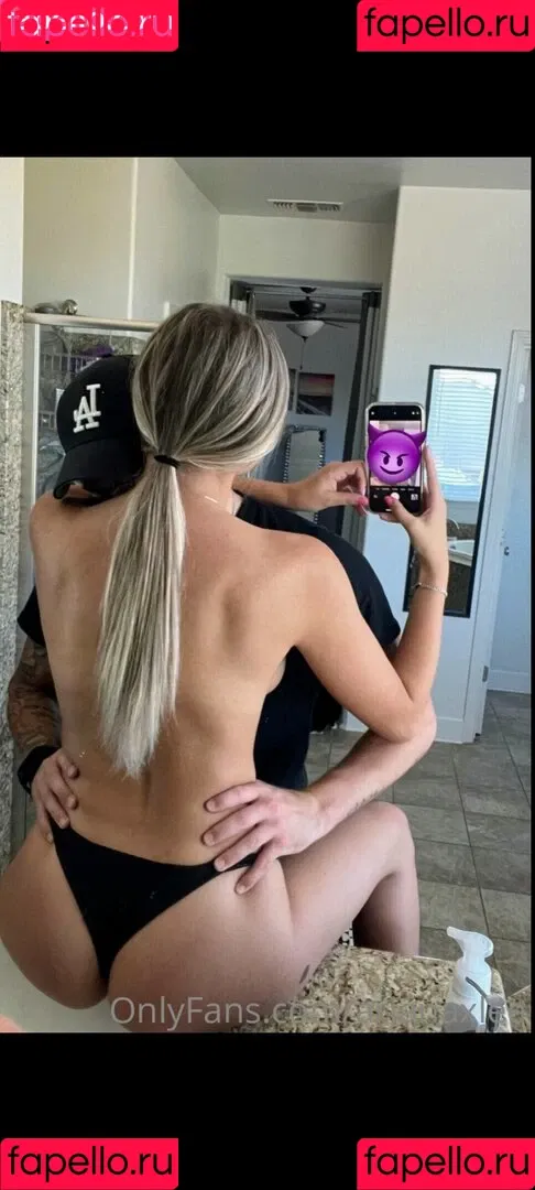 Ariana Lee Bonfiglio Onlyfans Photo Gallery 
