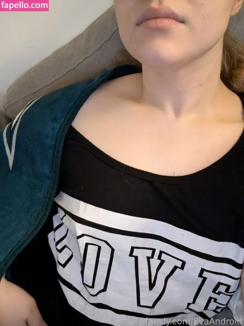 EvaAndroid Onlyfans Photo Gallery 