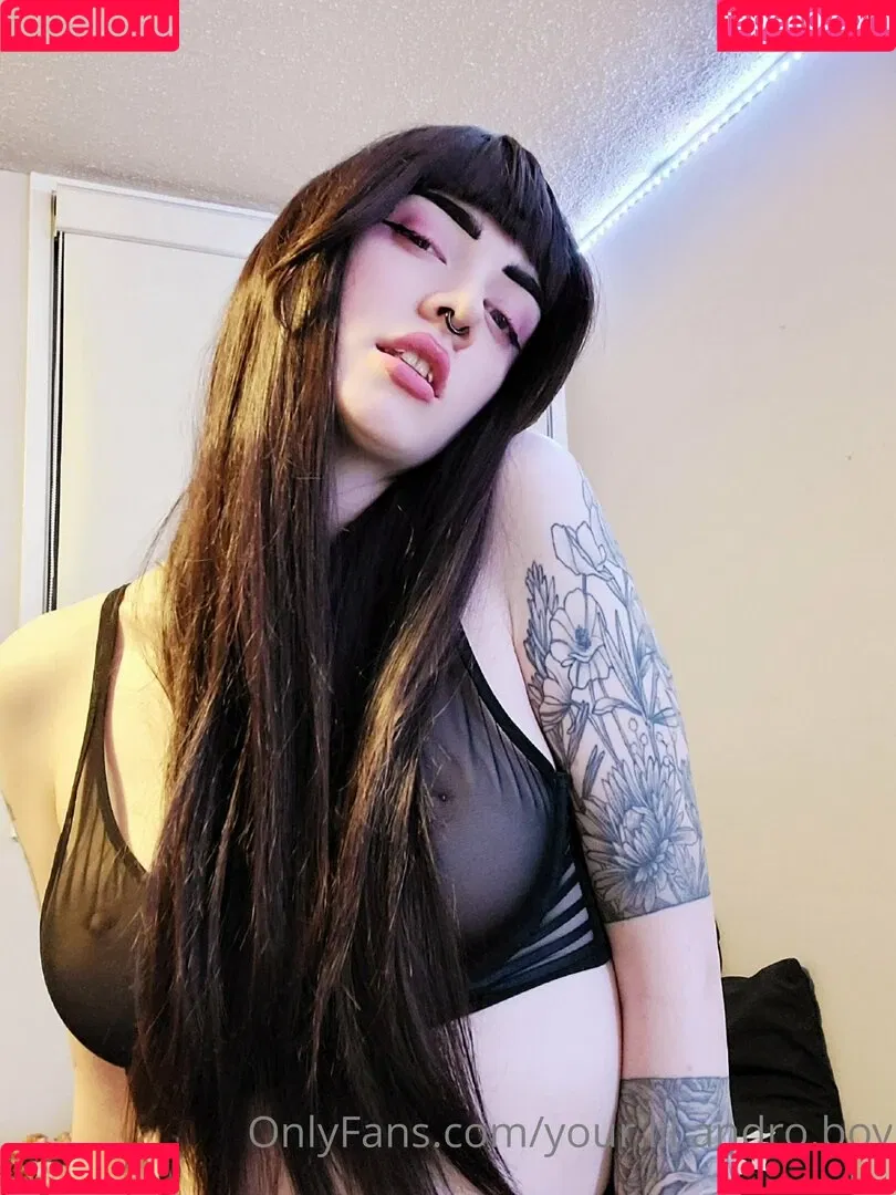 your.lil.andro.boy Onlyfans Photo Gallery 