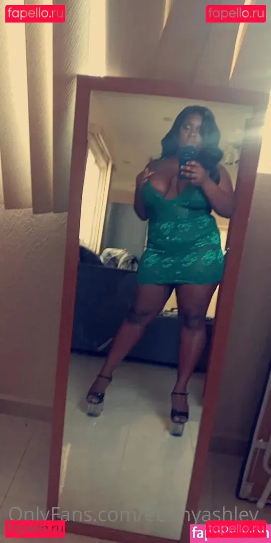 ebonyashley_ Onlyfans Photo Gallery 