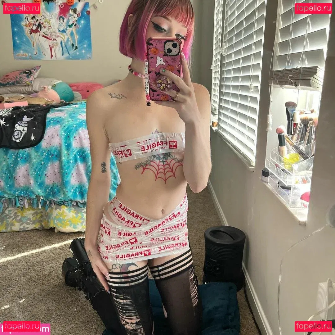 Saturnrevolving Onlyfans Photo Gallery 