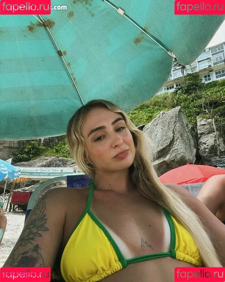Gabi Gagliassi Onlyfans Photo Gallery 